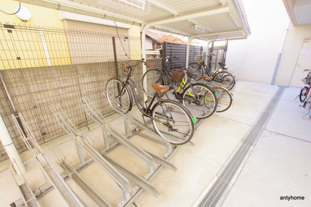 ララプレイス新大阪シエスタ　仲介手数料無料の駐車場