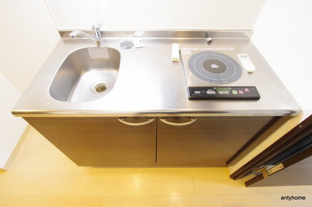 comforespa新大阪　仲介手数料無料のキッチン