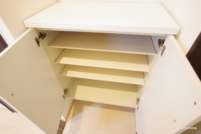 comforespa新大阪　仲介手数料無料の収納