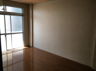 【居間・リビング】 | 山内ビル | 山内ビル　４６号室