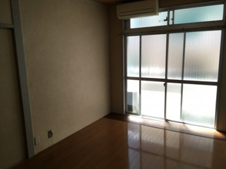 【居間・リビング】 | 山内ビル | 山内ビル　４６号室