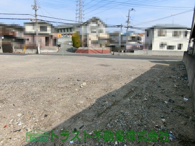 玉津町高津橋　売り土地　県道に面していますの外観