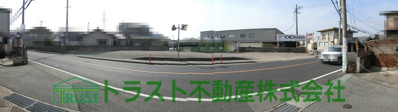 玉津町高津橋　売り土地　県道に面していますの前面道路含む現地写真