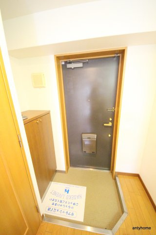 ラフォーレ東天満　仲介手数料無料のエントランス