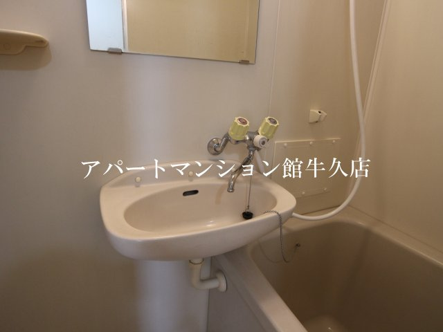 SUNRISE ヨシカワＡの洗面所