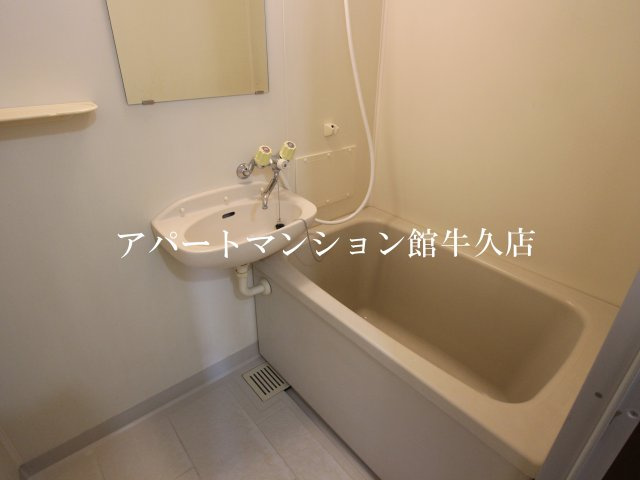 SUNRISE ヨシカワＡの浴室