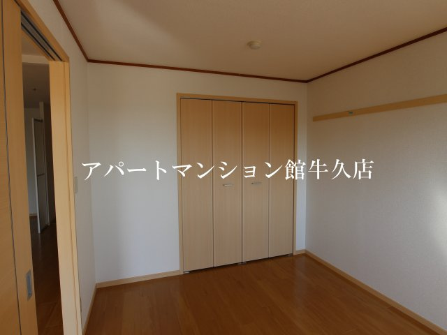 SUNRISE ヨシカワＡの洋室