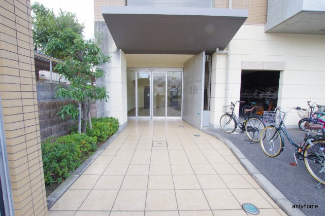 ドリームネオポリス桜ノ宮　仲介手数料無料のエントランス