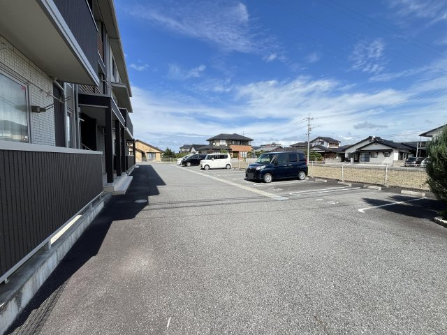 アイリスTの駐車場