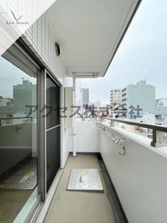 【バルコニー】