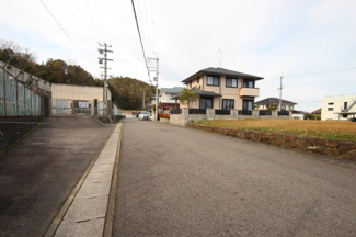 【前面道路含む現地写真】 | 西側前面道路