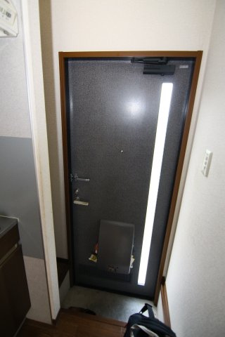 コンフォール日吉の玄関