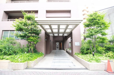 【エントランス】 | ステイツアクス阿倍野鶴ヶ丘 | 落ち着いたエントランスです