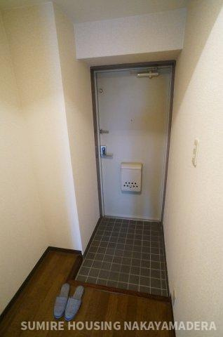 ソレーユ宝塚の玄関