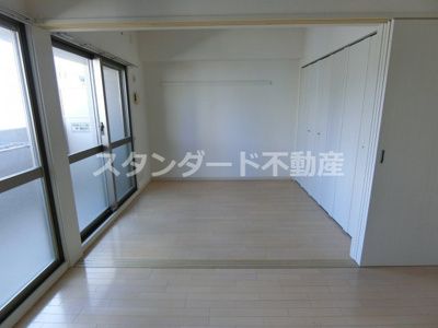 【居間・リビング】 | ルチューレ西梅田