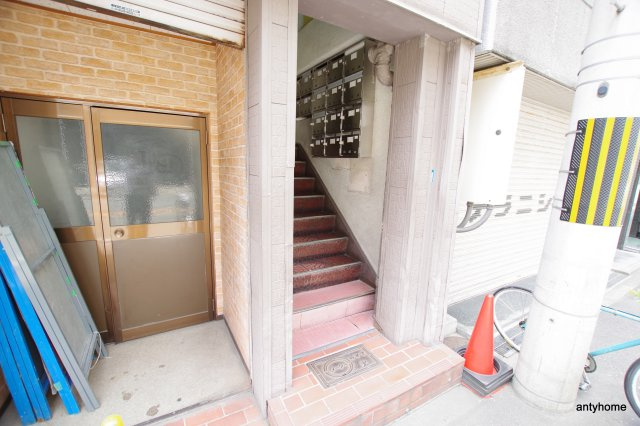 寿ハイツ　仲介手数料無料のロビー