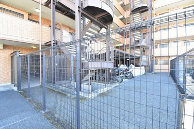 【その他共用部分】 | ダイアパレス川崎パークサイド | バイク置場
