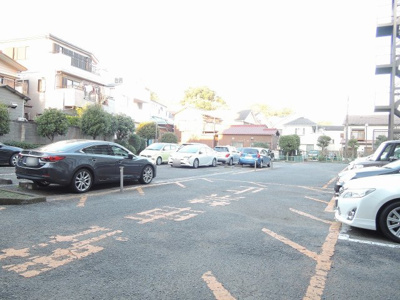 【駐車場】 | サンハイツ三渓園 | 平置き駐車場