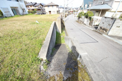 【前面道路含む現地写真】 | 大津市花園町21　土地分譲
