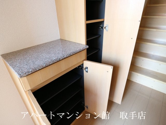 サニーガーデンの収納