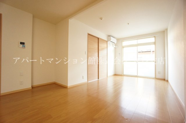 カーサ水海道の居間・リビング