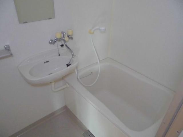 カーサ水海道の浴室