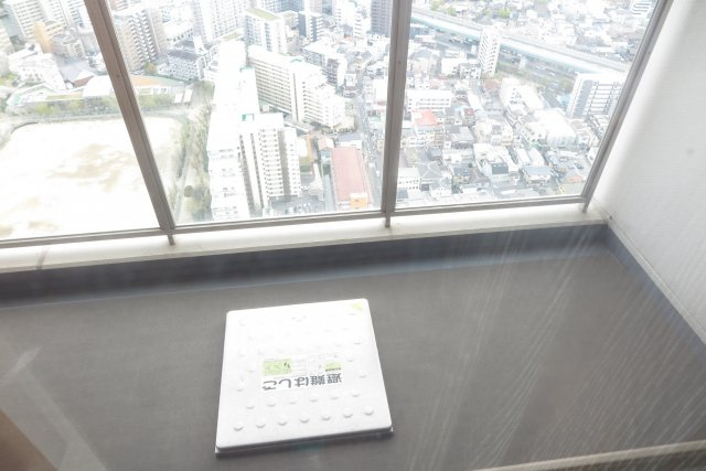 大阪福島タワーのバルコニー