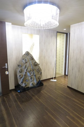 大阪福島タワーの玄関