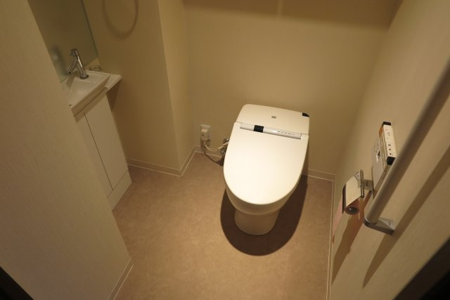 大阪福島タワーのトイレ