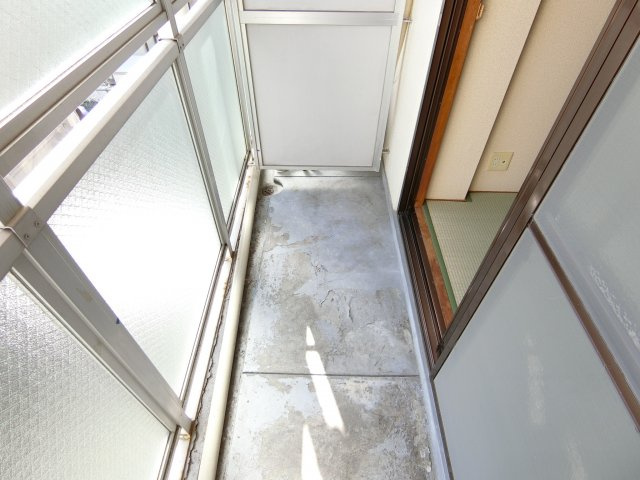 ツカサロイヤルハイツ千代田のバルコニー