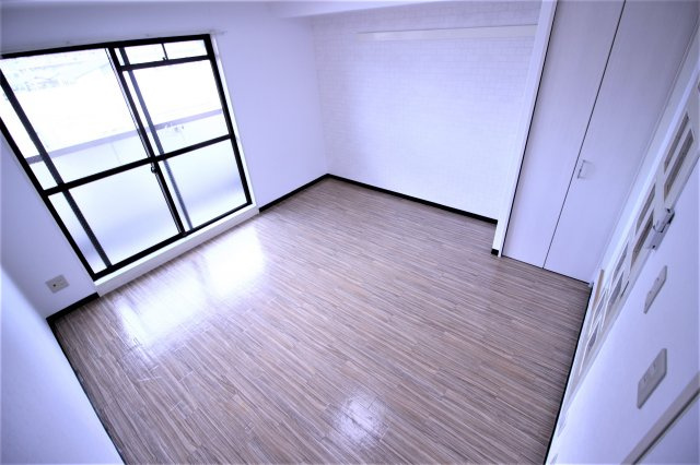 【洋室】 | ベルジュネス