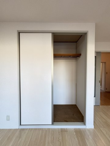 ラシェットエムザC棟の収納