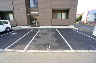 【駐車場】