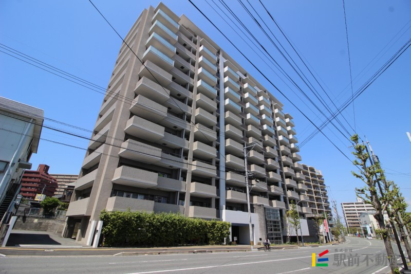 アソシア諏訪野テラスの外観