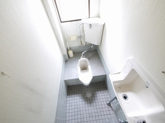 杉田ビルのトイレ