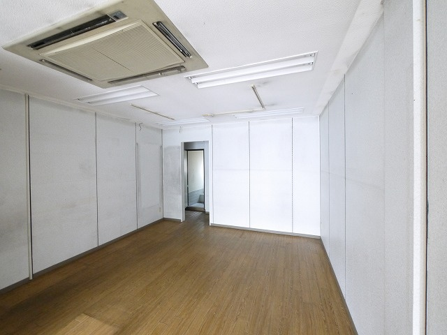 杉田ビルの内装