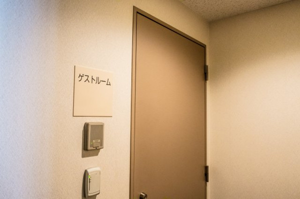 【その他共用部分】 | 【ゲストルーム】広々としたお部屋で快適なステイが可能です！オーナー様やゲストが気軽に泊まれます！