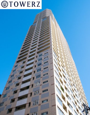 【外観】 | 【外観】～Be all～ 都市居住の本質を究める。時空をこえて大阪城と対峙する、現代の天守。