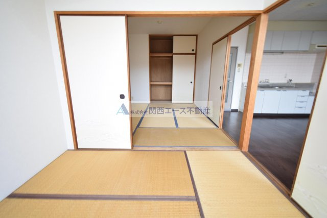 【寝室】 | グランデュール弥生