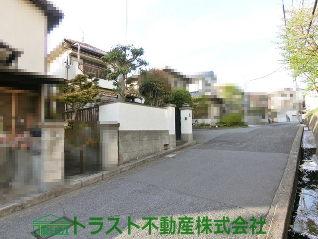 太寺１丁目　売土地の前面道路含む現地写真