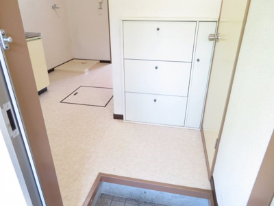 【玄関】 | シャトー・アリス