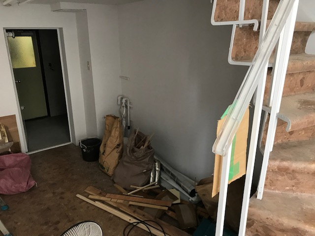 フサカビルの内装