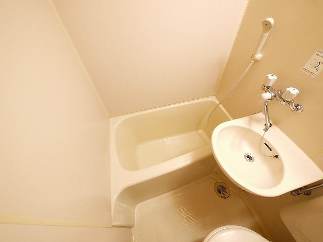 白樺ハイツ大宮Ⅰの浴室