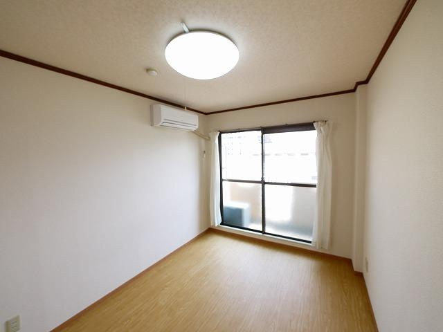 白樺ハイツ大宮Ⅰの洋室