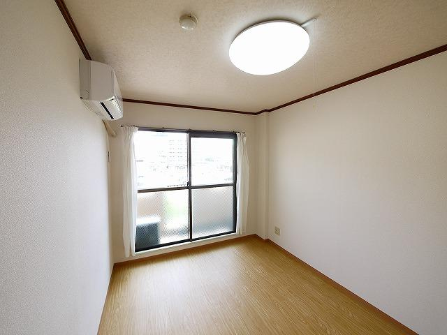 白樺ハイツ大宮Ⅰの洋室