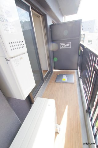 リップル南森町Ⅰ　仲介手数料無料のバルコニー