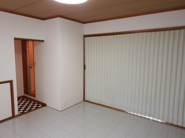 ピュアイン21の洋室