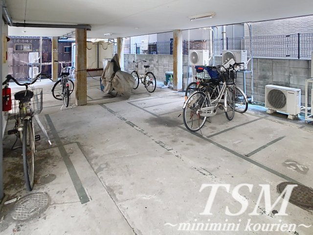 寿ハイツのその他共用部分|敷地内駐輪場