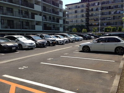 【駐車場】 | シティ194横浜・鴨居C棟 | 平置き駐車場