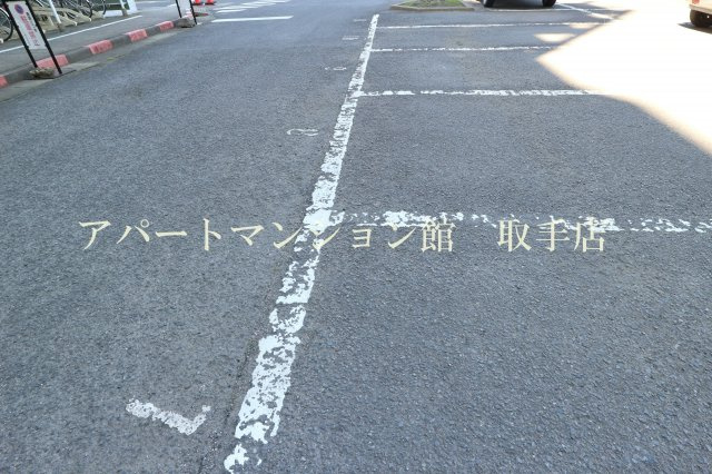 ルックハイツ藤代Bの駐車場